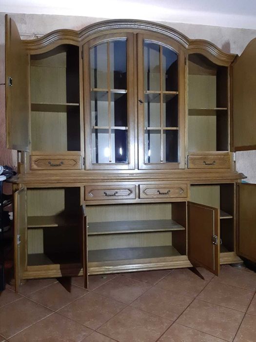 Komoda witryna ława krzesła