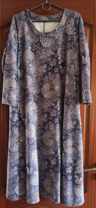 Женское платье нарядное