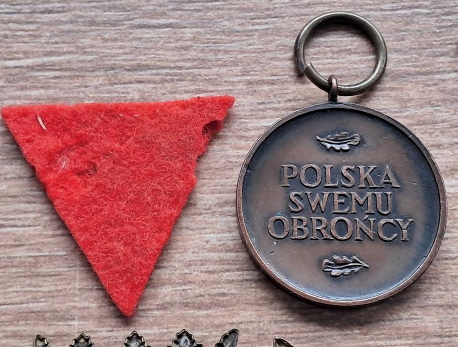 Zeztaw starych medali odznak ciekawe