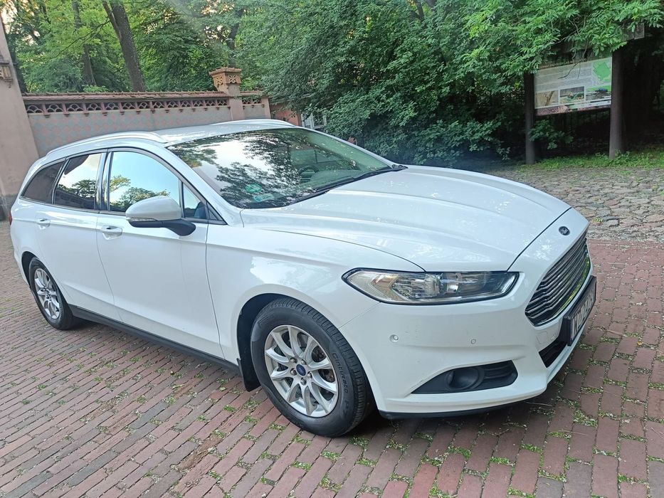 Ford Mondeo Ford Mondeo Combi 1 997 cm³ Titanum oszczędny i komfortowy