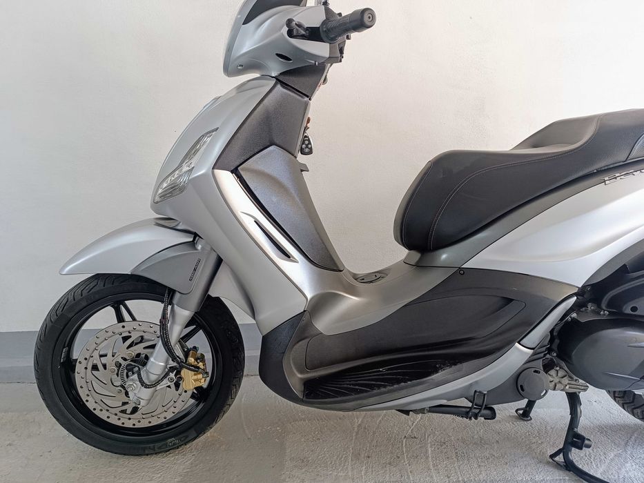 Piaggio Beverly 350 300 Sport Touring ABS ASR na kat. A2 2018r