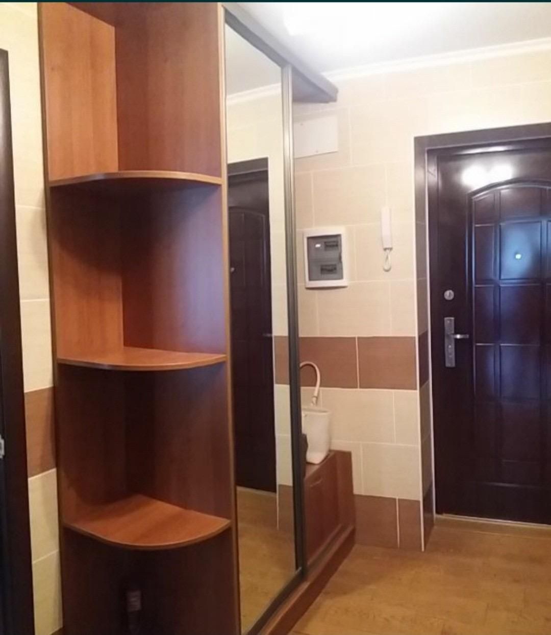 Продам 1 комнатную в новом доме Малиновского/Стикон