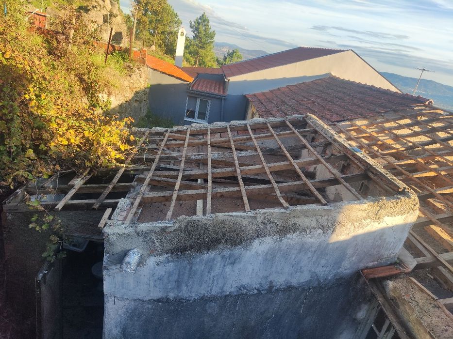 Especialista em telhados e reabilitação de espaços