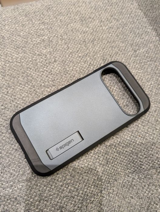 Capa Spigen Pixel 9 Pro