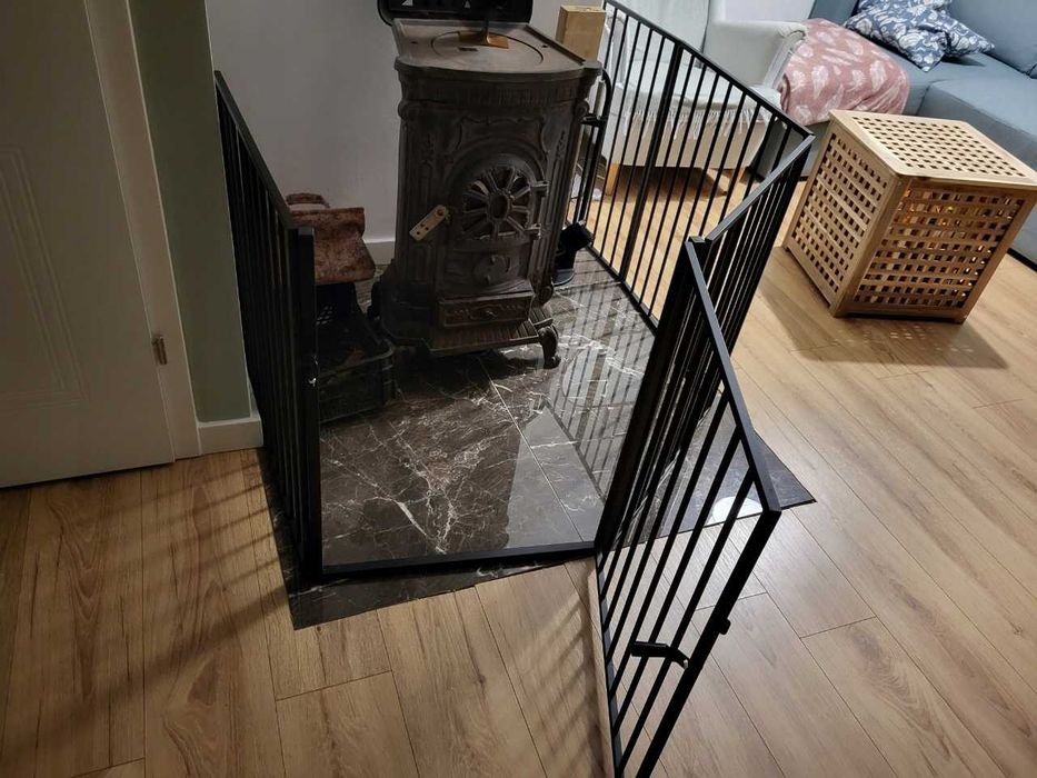 Bramka Barierka Zabezpieczająca Osłona do Kominka Pieca Ochronna