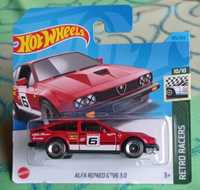 Hot Wheels Alfa Romeo GTV6 3.0 auto samochód resorak zabawka