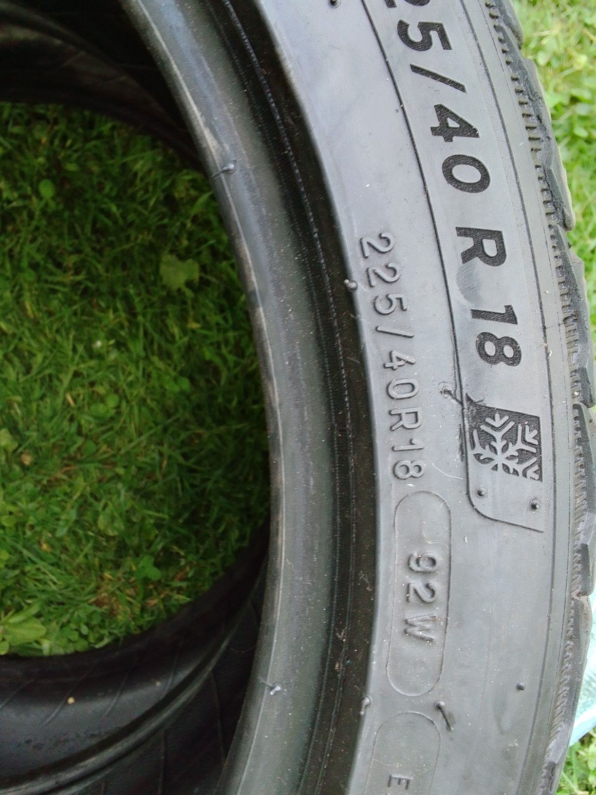 2 Opony zimowe 225/40r18 MICHELIN 2020r