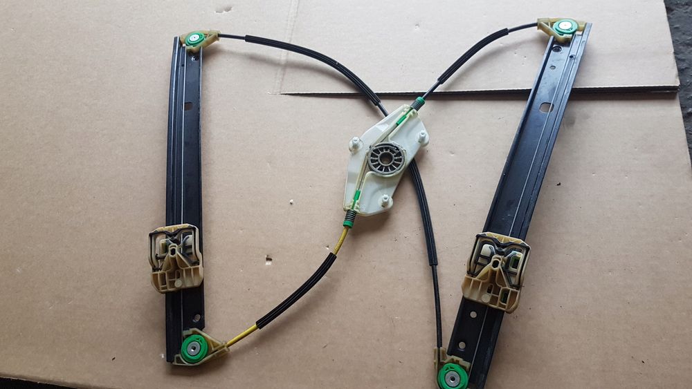mechanizm szyby prawy tył audi a8 d4 4h0839462b
