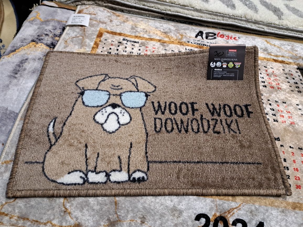 Dywan dywanik 40x60 wycieraczka antypoślizgowa pies dla psa