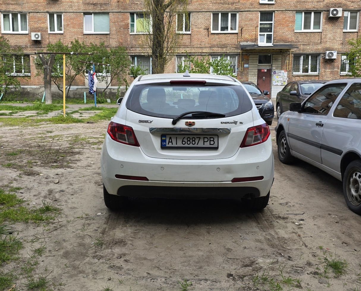 Geely Emgrand EC7 RV