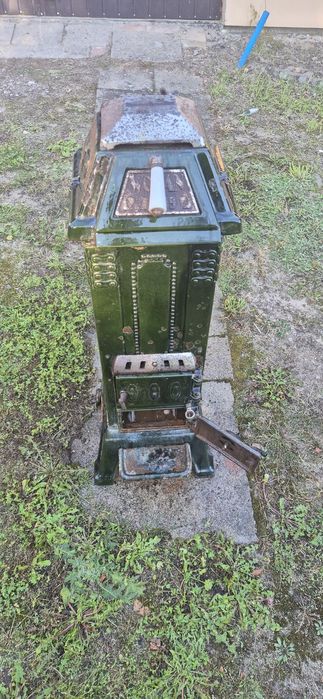 Piecyk zabytkowy niemiecki - kominek koza