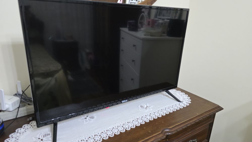Vendo televisão smart TV 32"