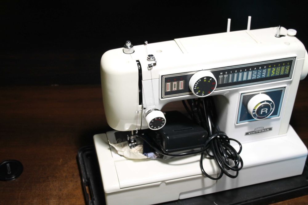 Maszyna do szycia Victoria po serwisie z gwarancją