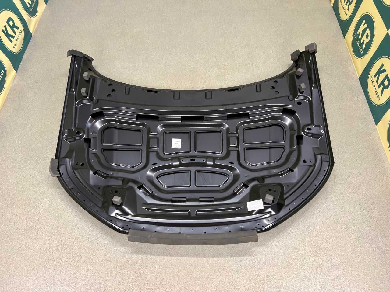 Капот AUDI Q5 ( FY ) 	metallic 	80A823029STL