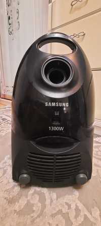 Пилосос 
Samsung SC-4023 (під ремонт)