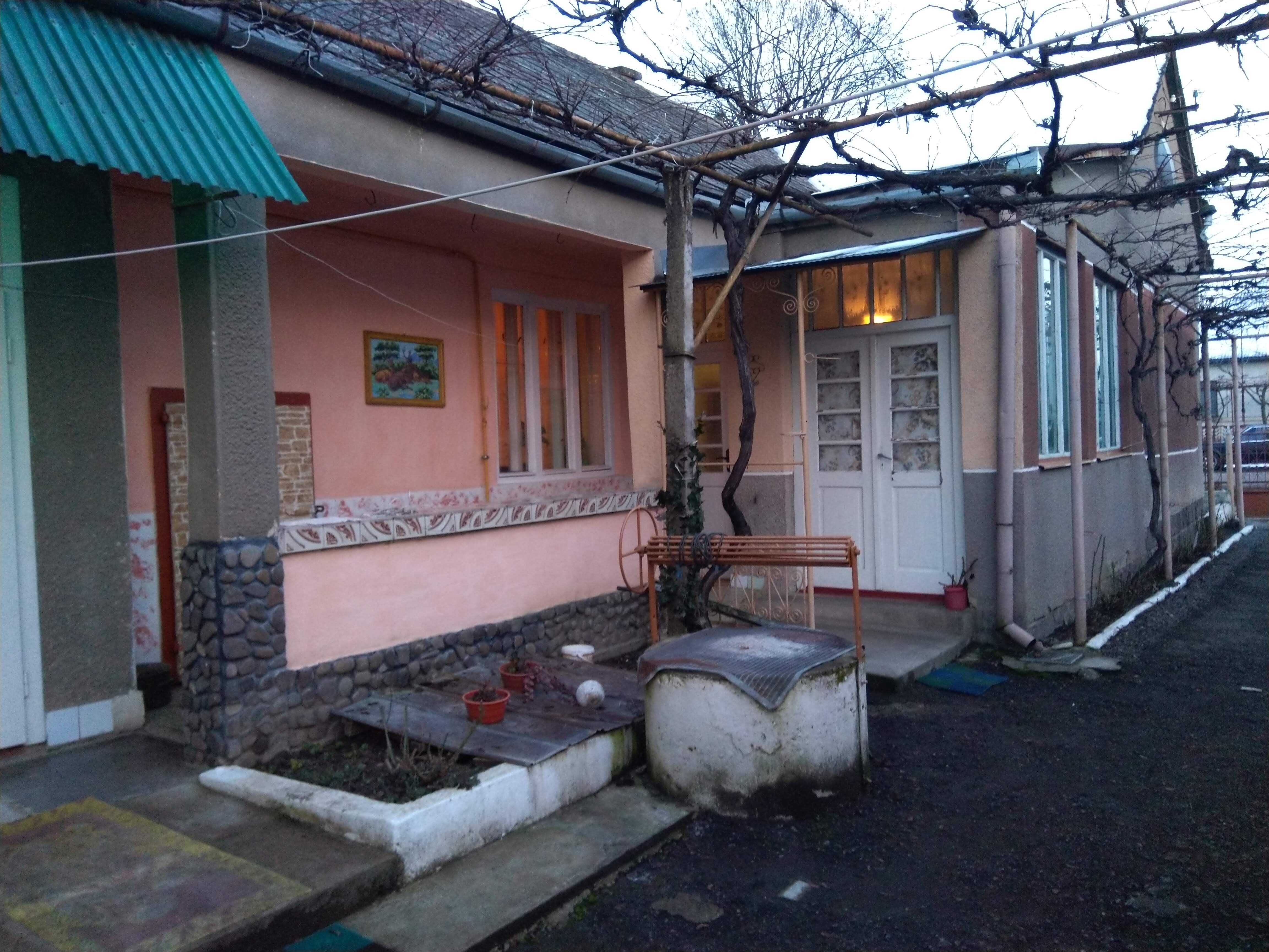 Продаж будинку в с. Ратовці .