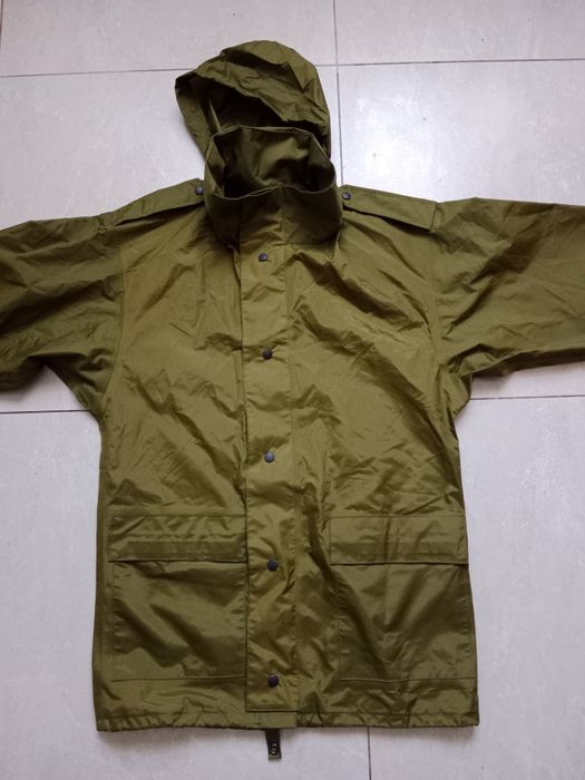 Cato Ringstad kurtka wojskowa przeciwdeszczowa armii norweskiej roz XL