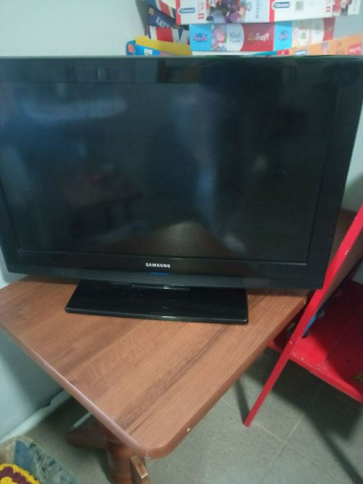 Telewizor Samsung 37 cali