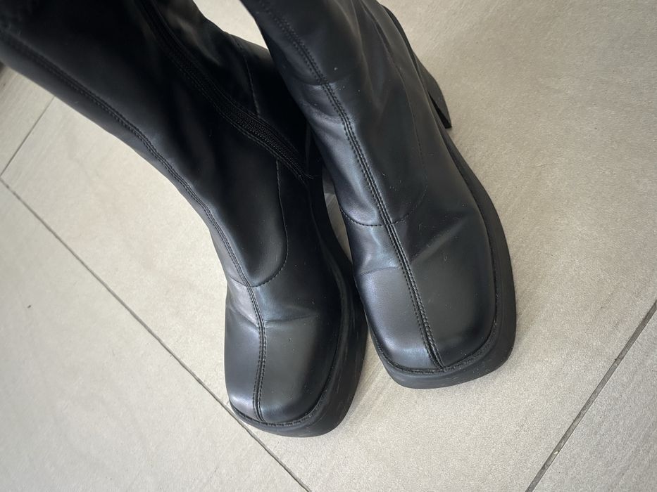 Сапоги с каблуком черные, 36р