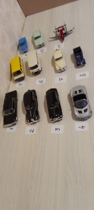 Срочно Продаю коллекционные машинки