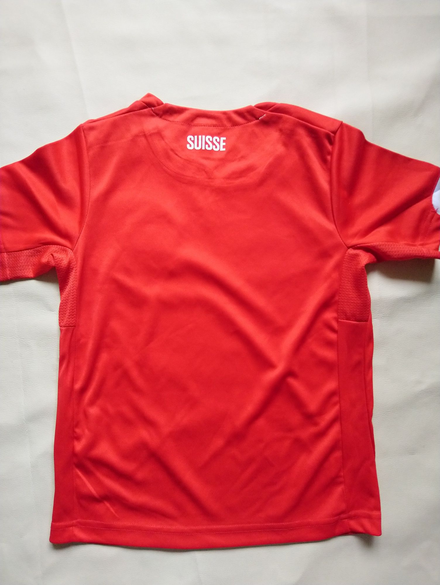 Дитячі футболки червоні спортивні на 5-6 років