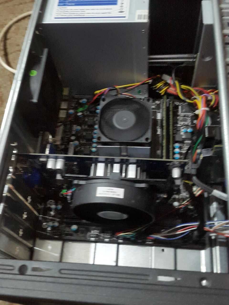 GPU 2gb amd 3400 2.6Ghz DDR3 8 gb