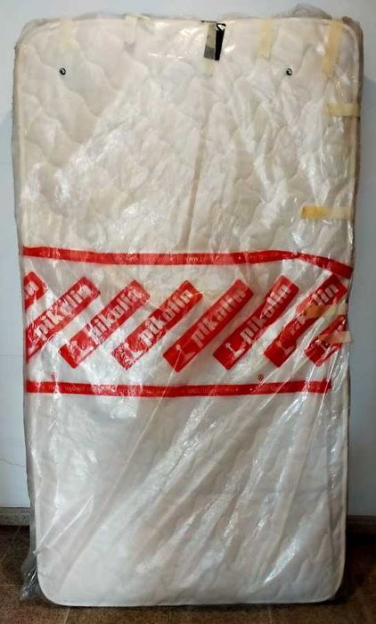 Colchão Molas Pikolin 105*190 (nunca usado)