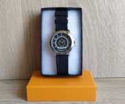 Nowy sportowy zegarek analogowy *Black*