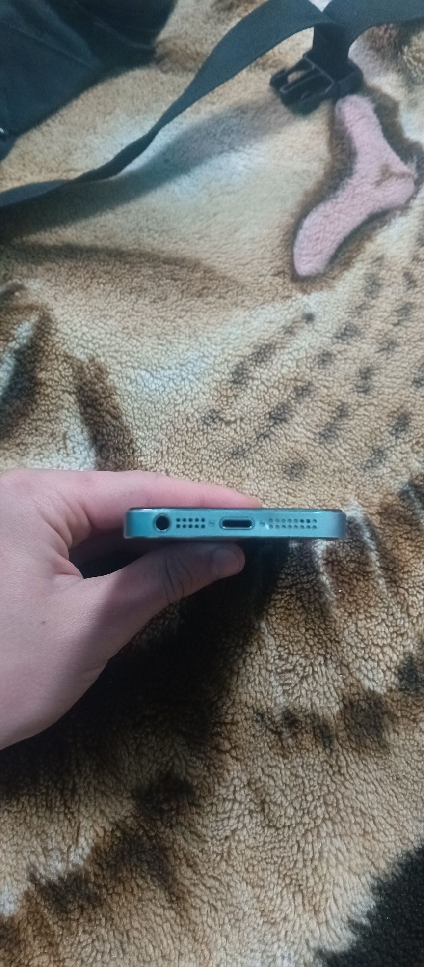 iPhone 5s продам