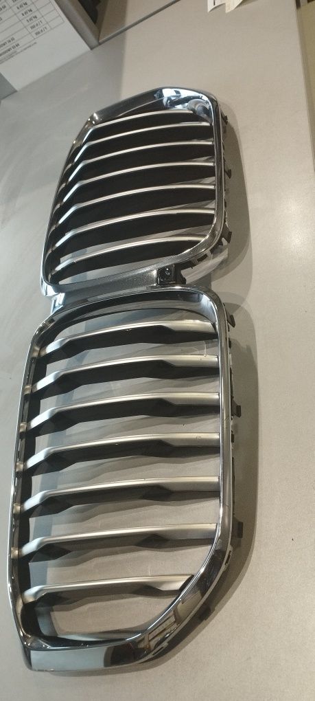 BMW x5 G grill kratka nerki