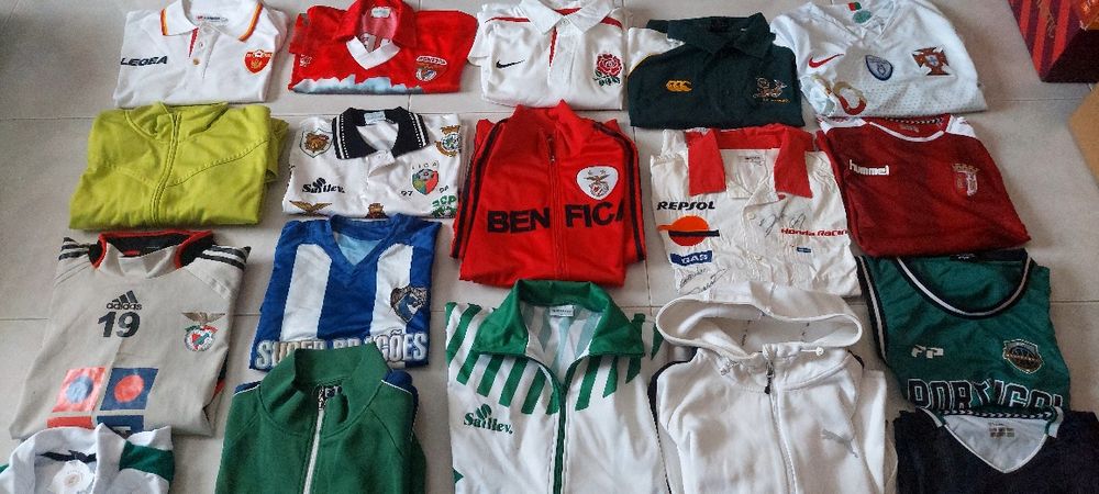 Casacos e camisolas de Desporto