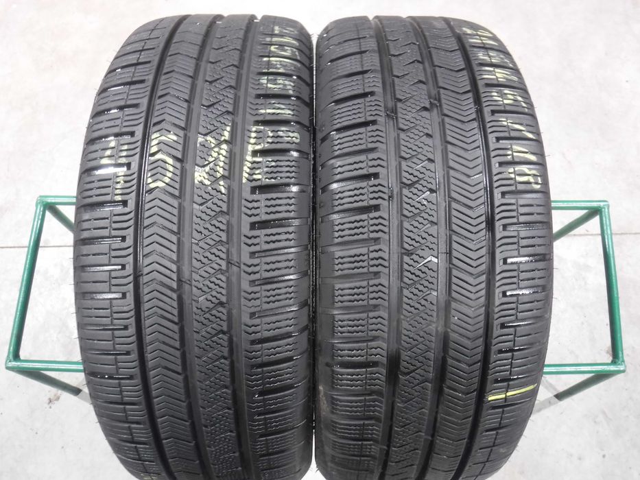 2xOpony 215/45/R18 Całoroczna Vredestein Quatrac 5 6mm