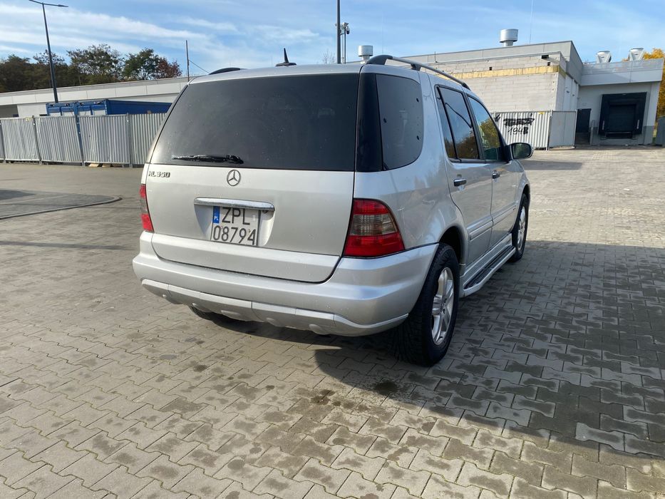 Mercedes ML350 , 2005r