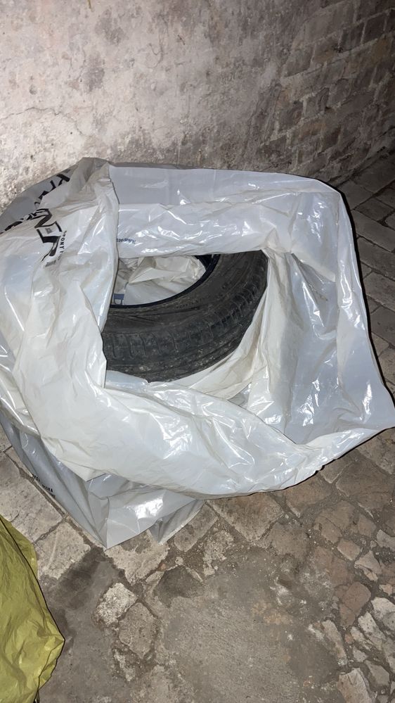 Opony  4 szt. 160/70r/13