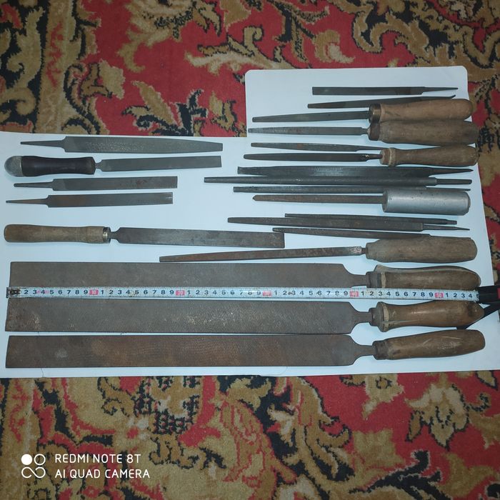 клещи напильники, ключі, зубіла мост