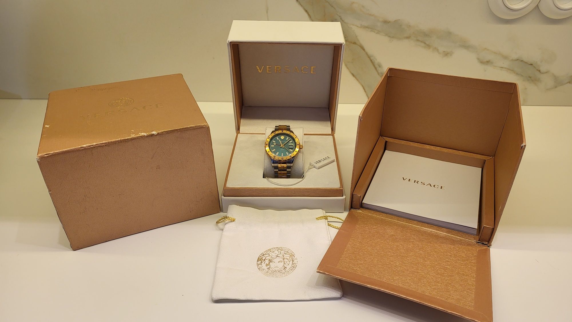 Zegarek VERSACE V1105/0016 Hellenyium GMT