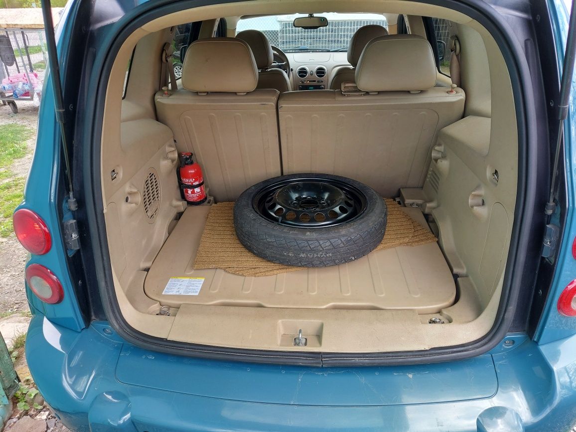 Автомобіль Chevrolet hhr 2006