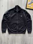 Fred Perry z lamapsami bluza rozpinana zip