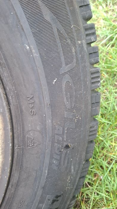 215/65R16C Michelin Koło T5