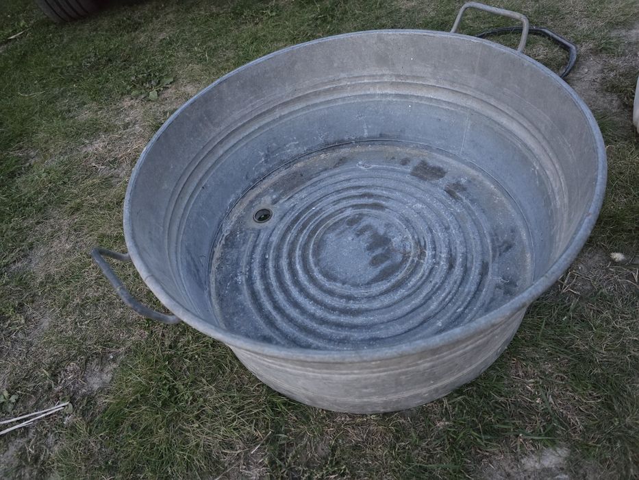 Starannie ocynkowana wanna