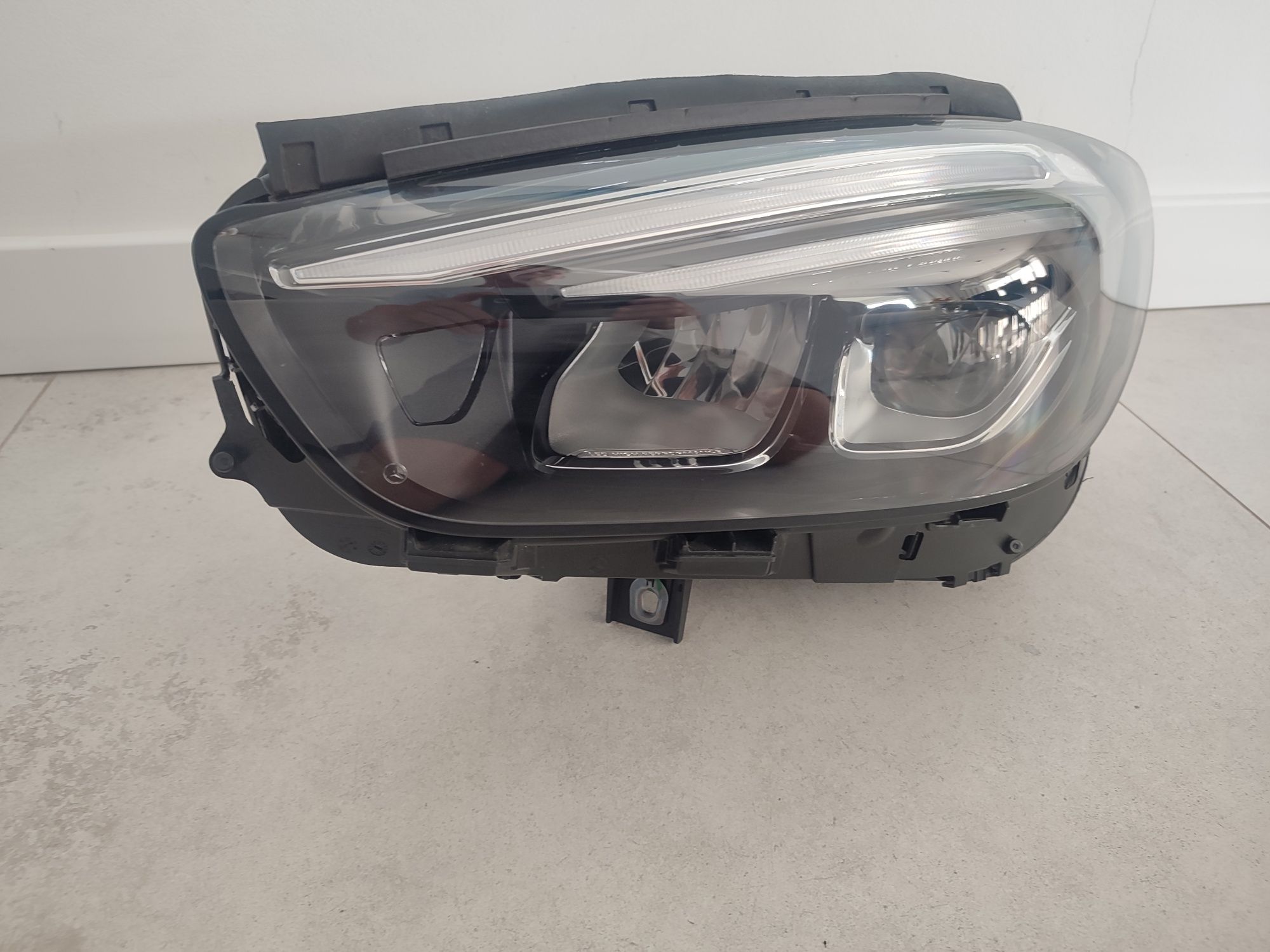 Lampa Reflektor Lewy Przód Mercedes B klasa W 247  LED Performance Org