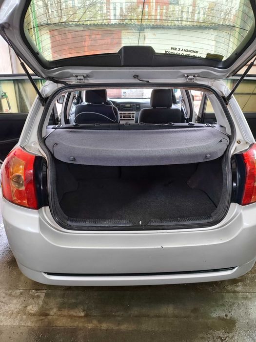 Продам toyota corolla 2005 года дизель робот