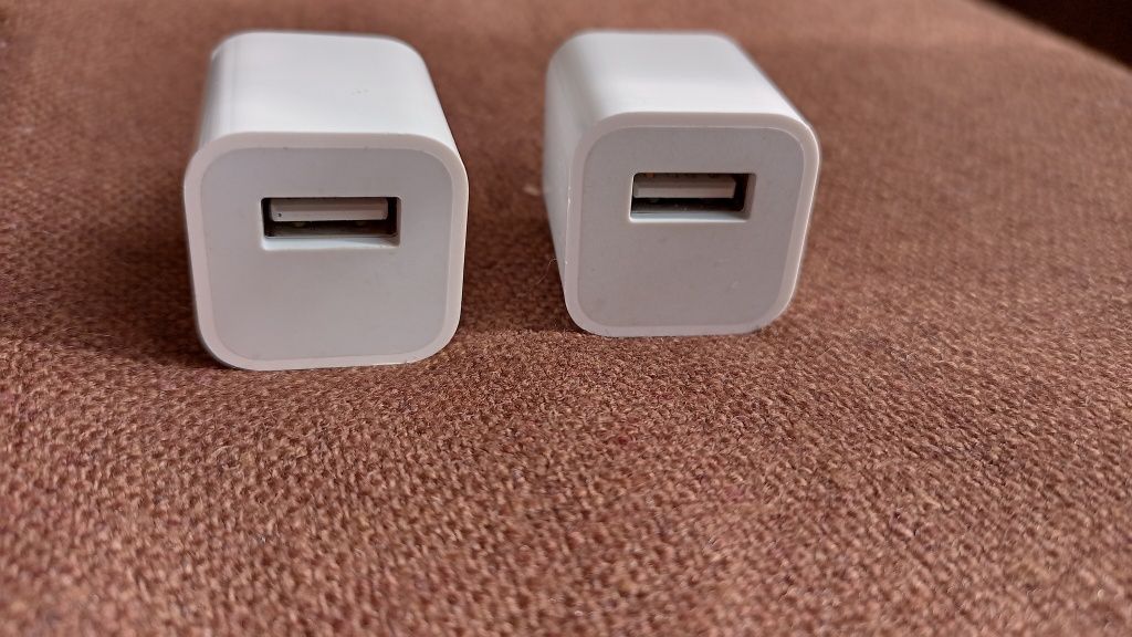 Зарядное устройство Apple