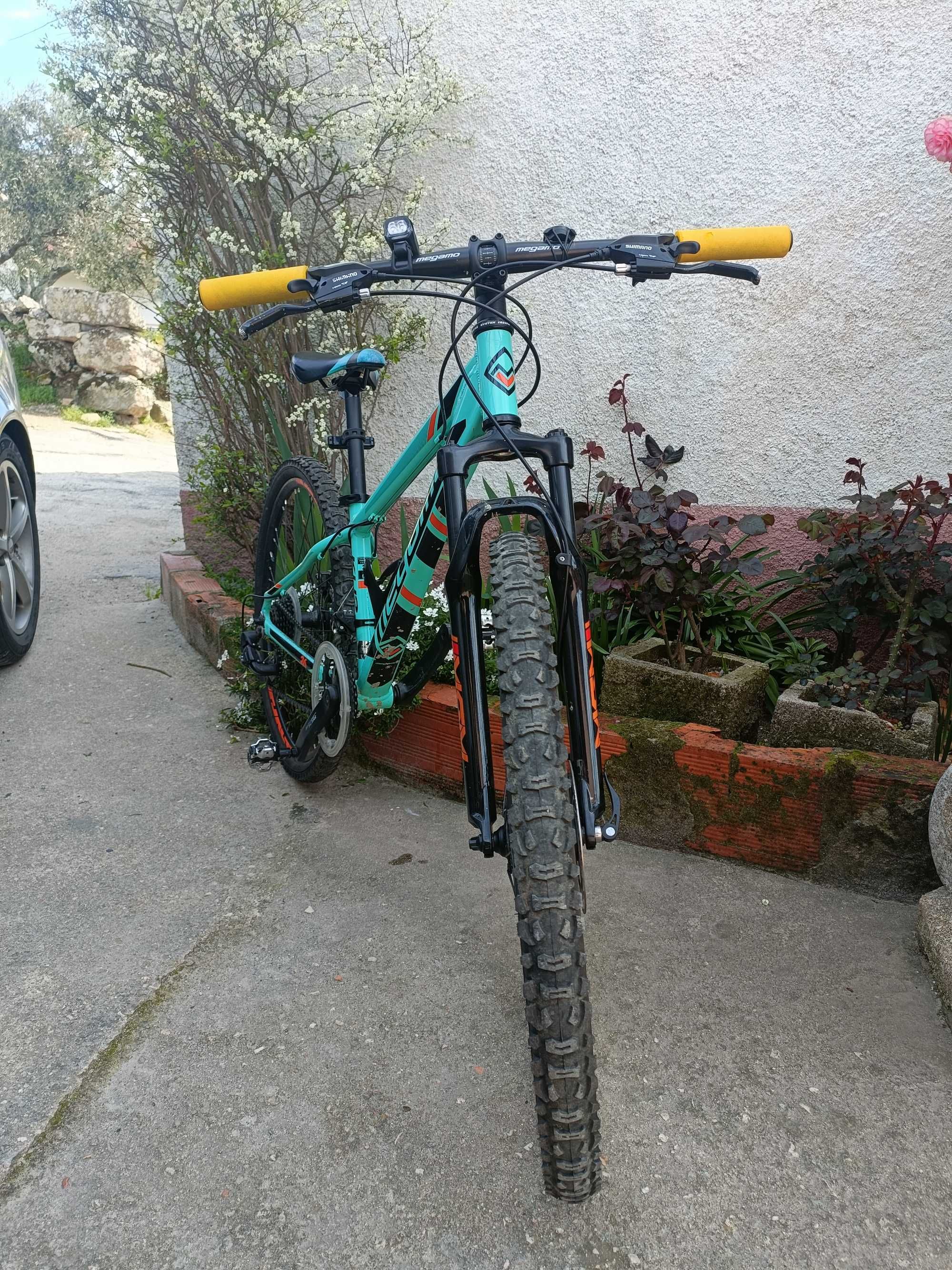 Megamo KU2 Disc 26″ 23 Criança