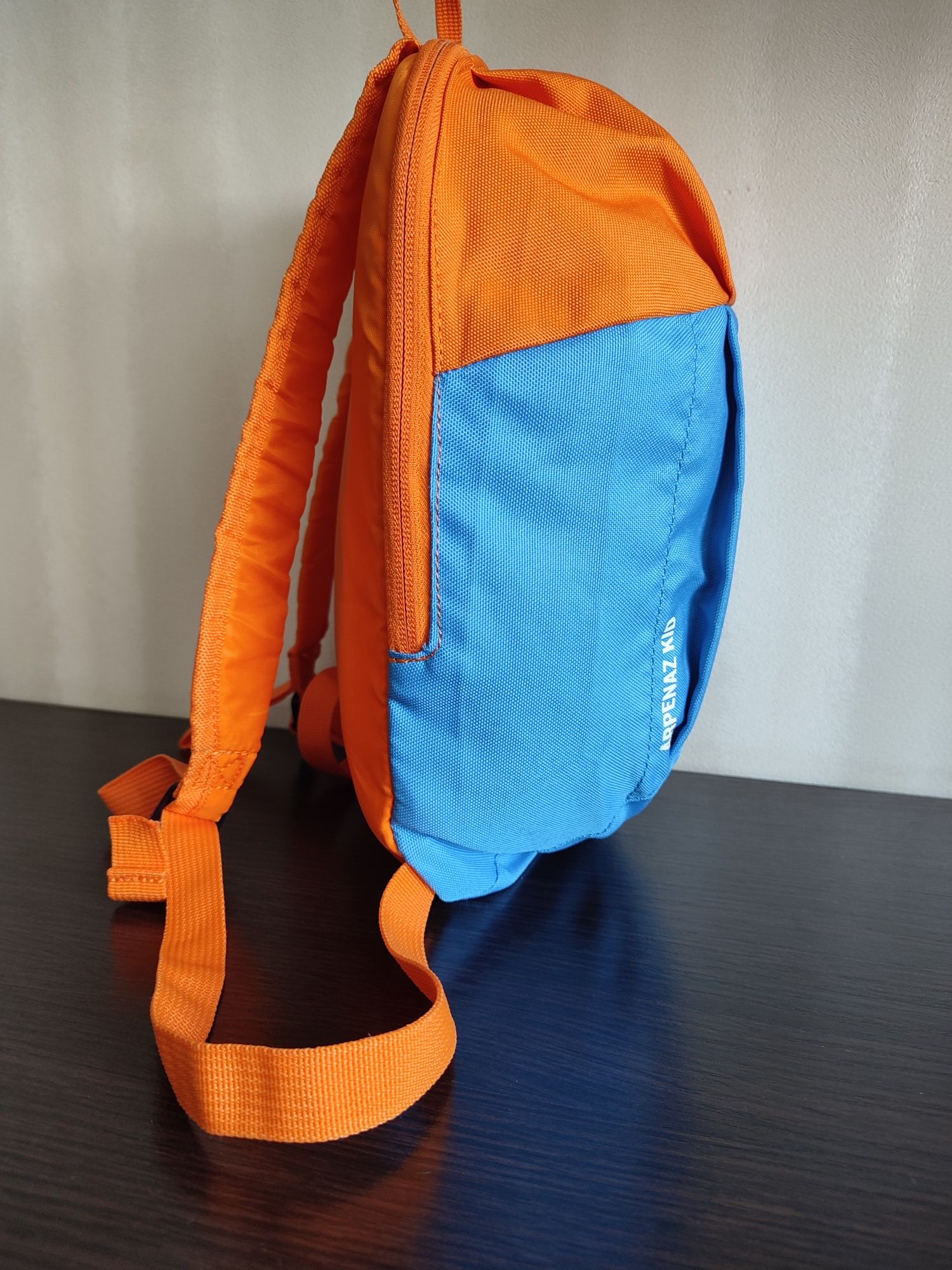 Рюкзак ARPENAZ KID Quechua 7 л blue-orange