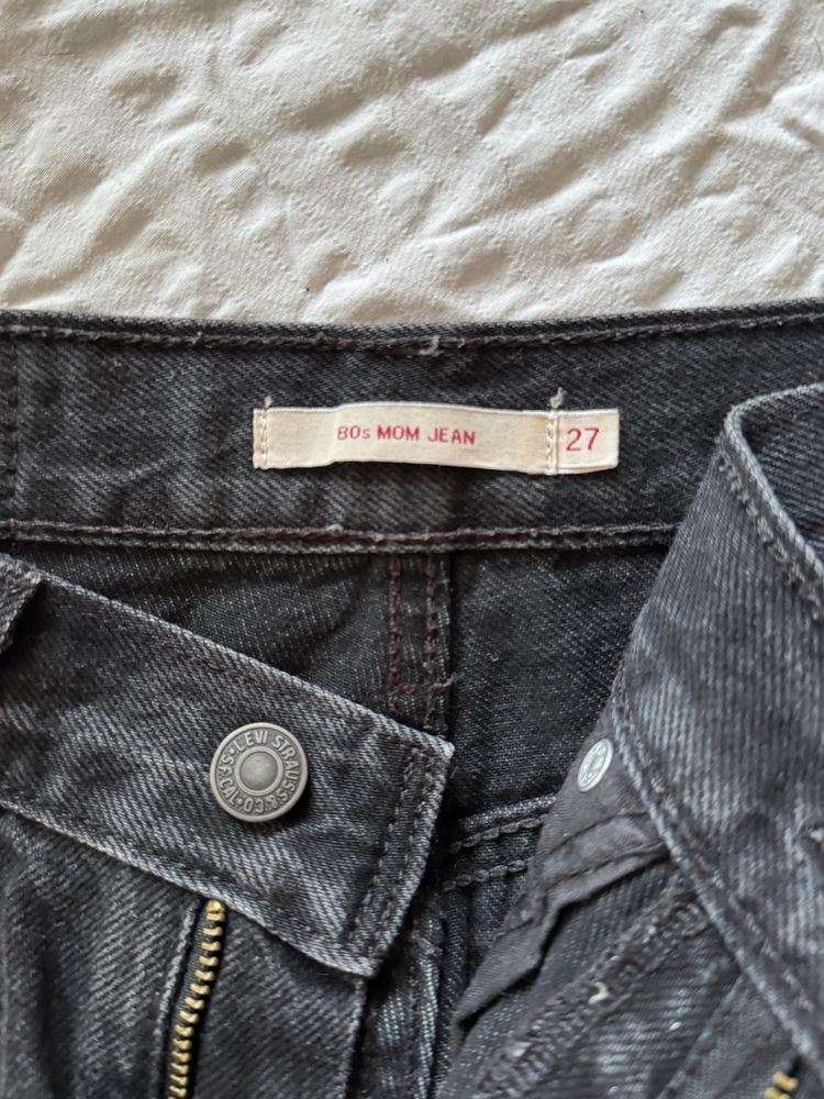 Levis mom 27 розмір (ідеал)