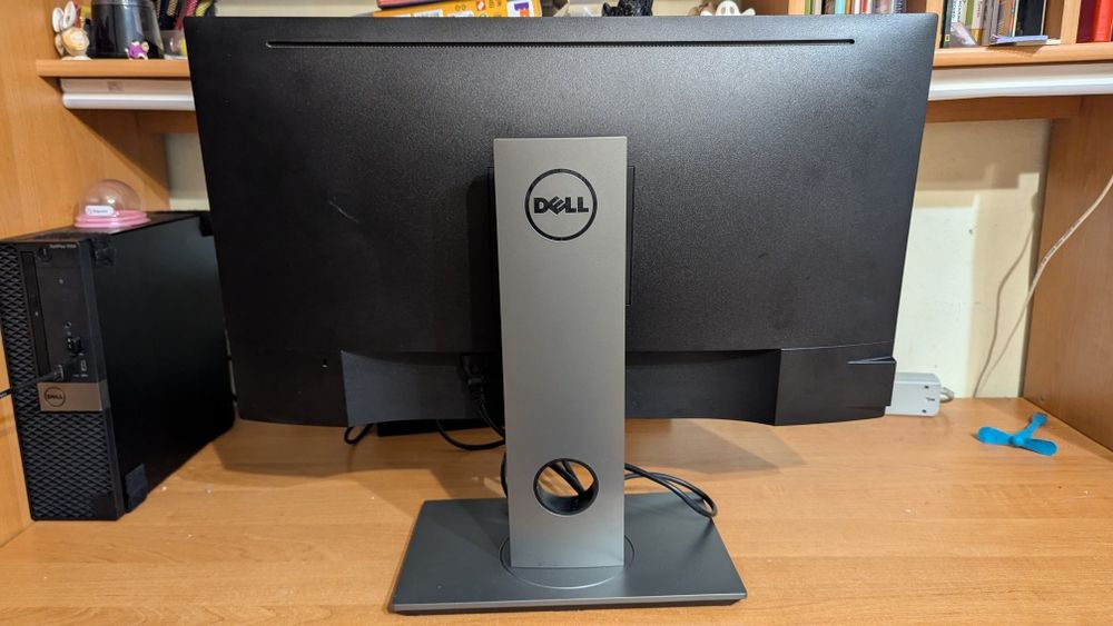 Монітор Dell p2717h 27" ips FullHD