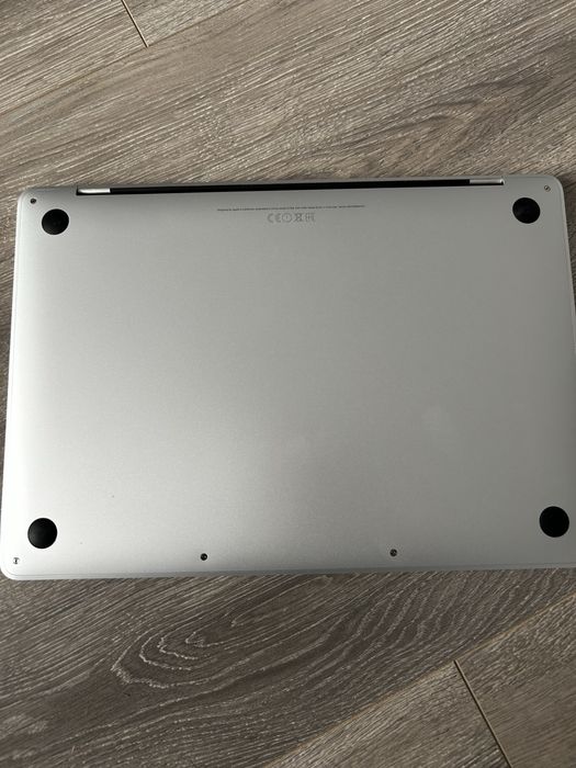 Apple MacBook Pro 13-inch, 2017