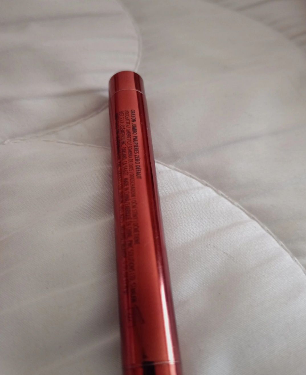 E.L.F  No Budge Shadow Stick