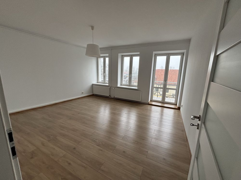 Lokal biurowy 57 m² – centrum Grodziska Mazowieckiego, blisko PKP